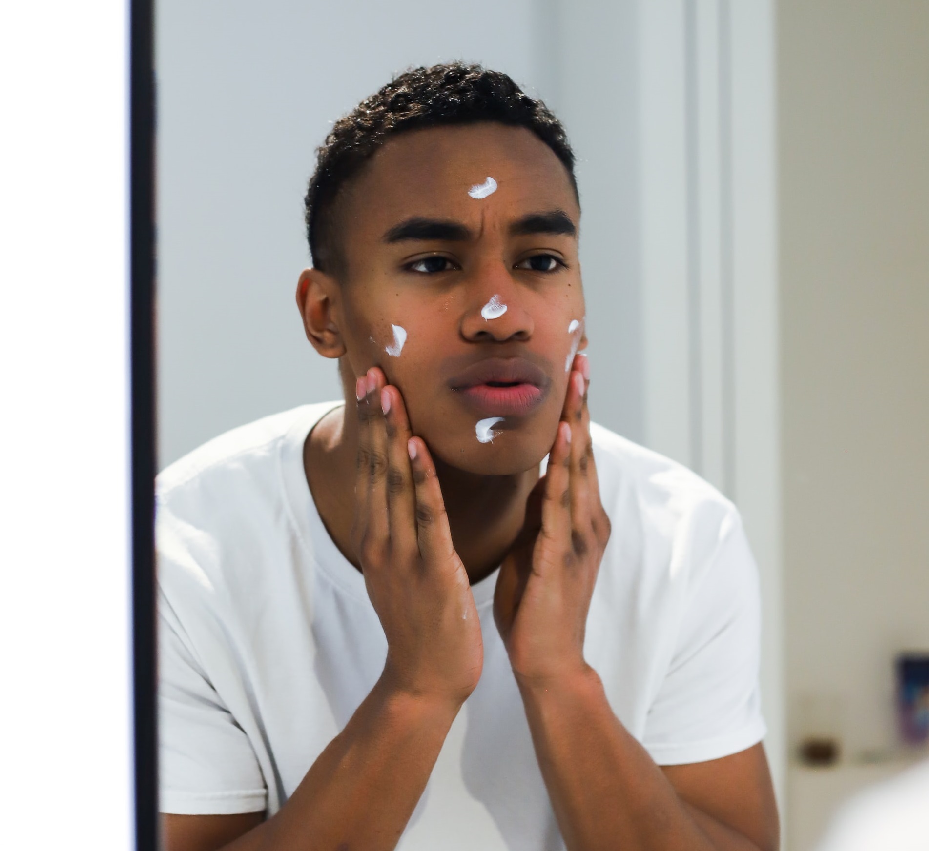 Routine di bellezza viso uomo