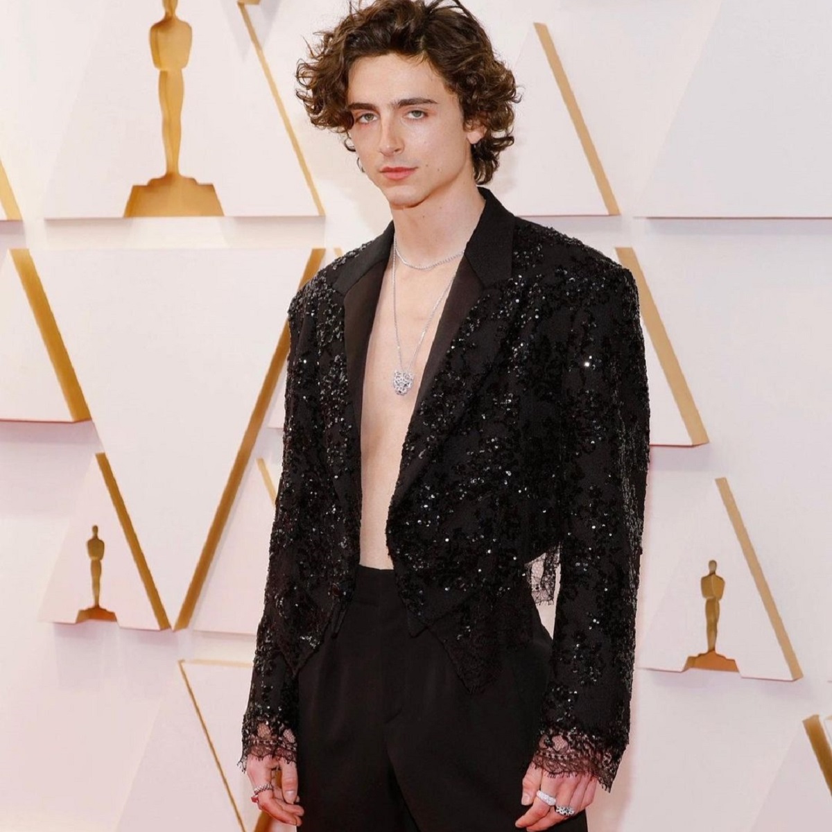 Timothée chalamet look oscar 2022