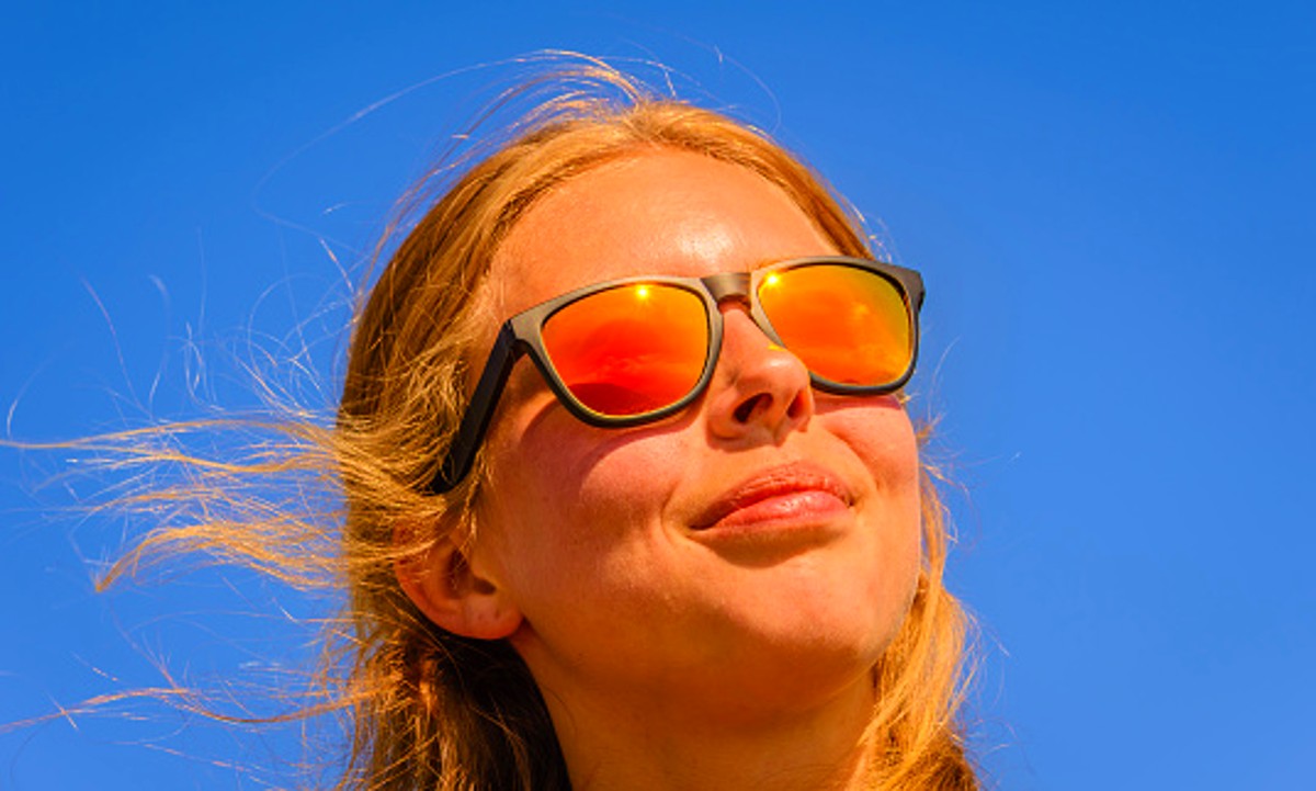 Occhiali da sole da donna con lenti polarizzate: i modelli del 2022