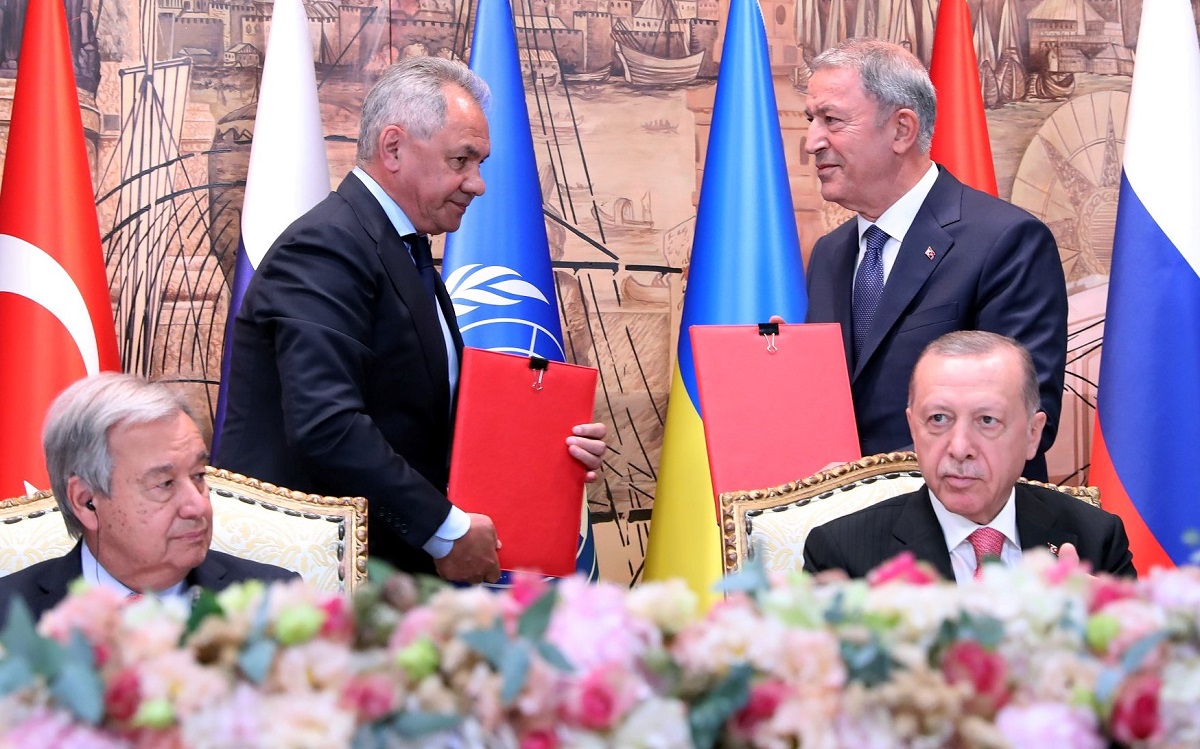 Recep Erdogan presiede la firma con il segretario Onu Guterrez