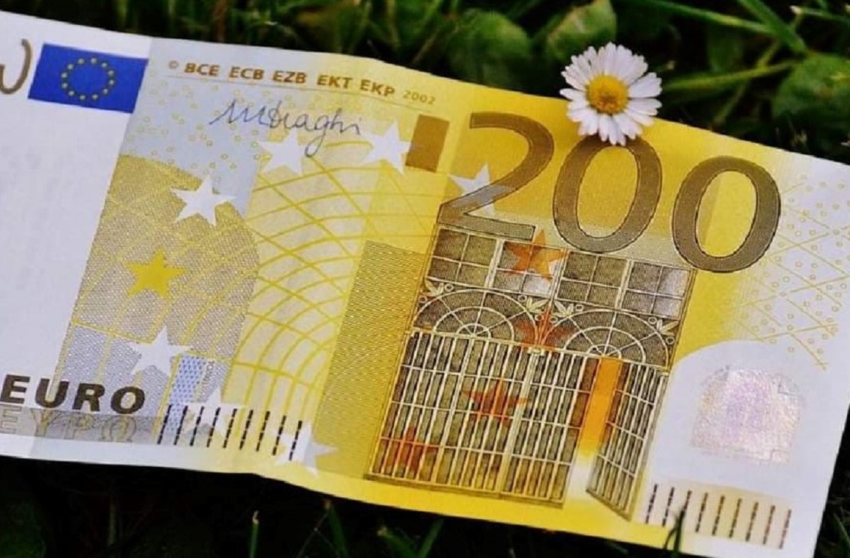 Come funziona il Bonus 200 euro per i neoassunti