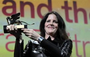 La regista vincitrice del Leone d'Oro, Laura Poitiras