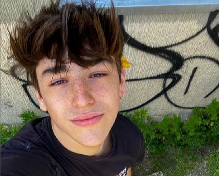 mattia camorani chi e collegio 7