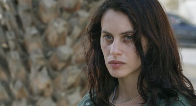 La ragazza di neve - trama