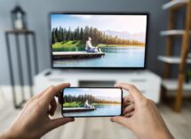 Come fare per collegare il telefono alla televisione