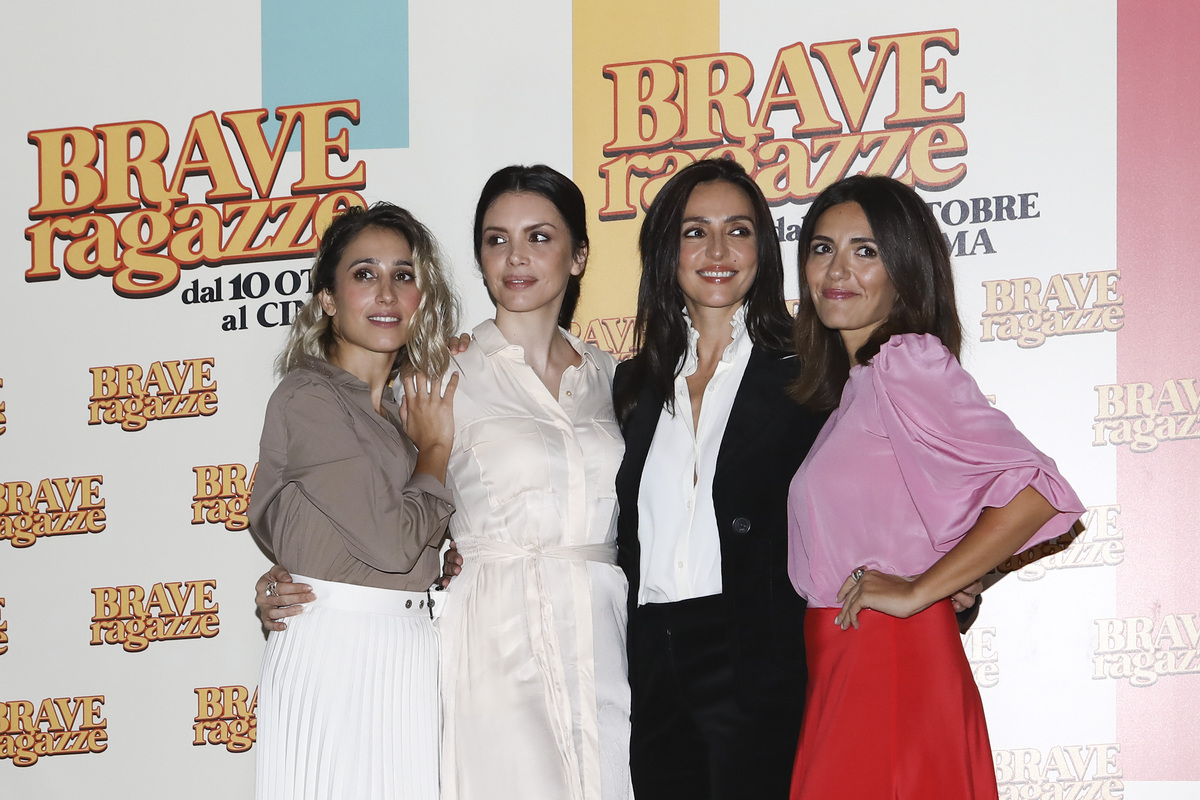Trama, cast, storia vera del film Brave ragazze stasera su Rai 1