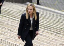 Chi veste Giorgia Meloni