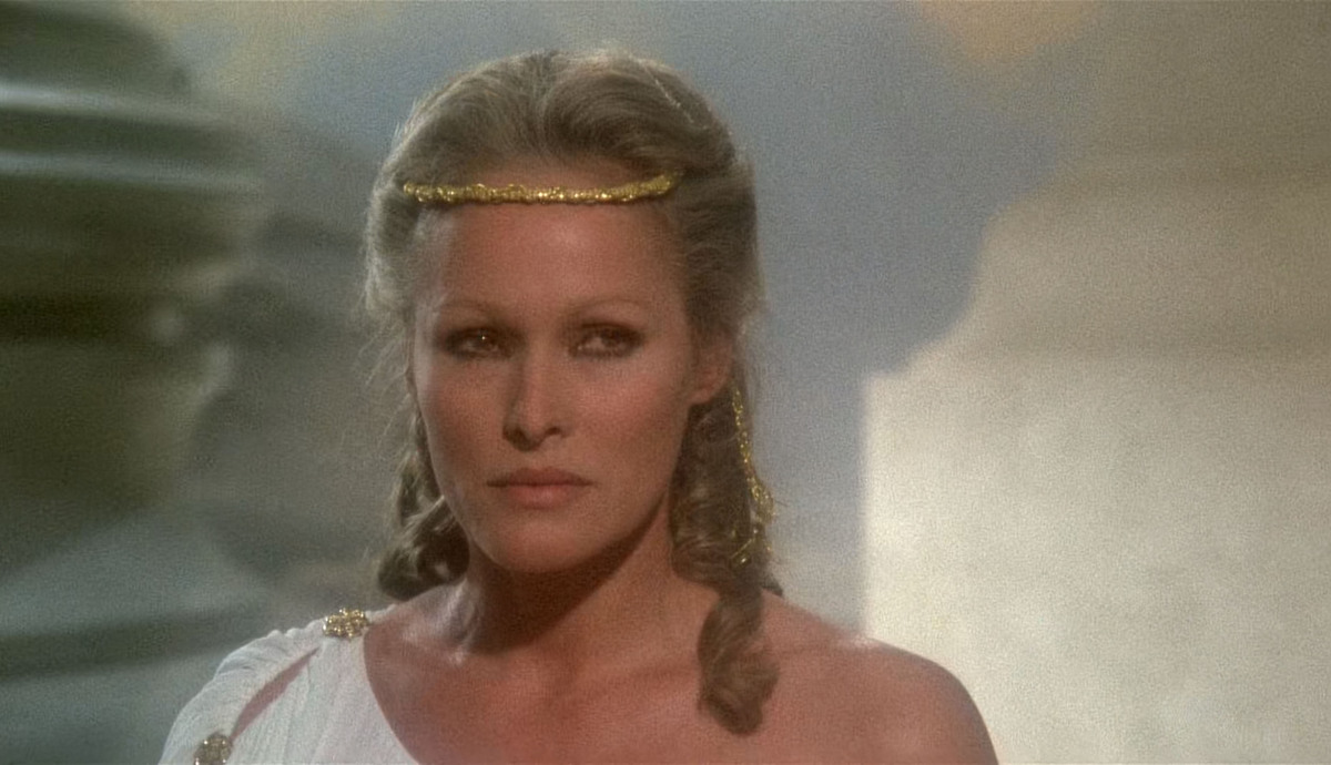 Ursula Andress, chi è l'attrice di 