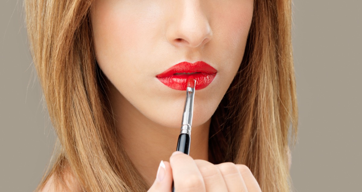 A chi sta bene il rossetto rosso fragola? A chi sta bene il rossetto rosso fragola?