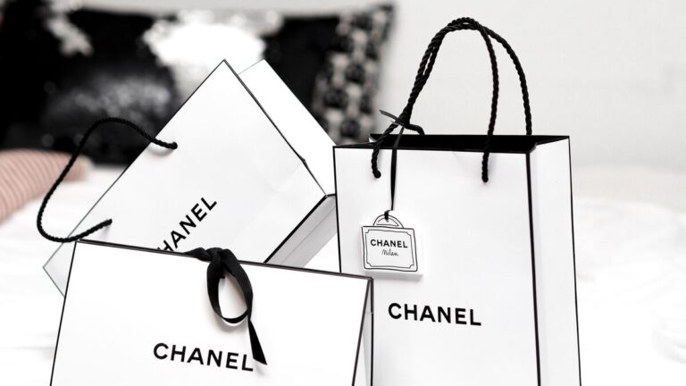 Chanel, quanto costa la borsa più economica? Prezzo e modelli