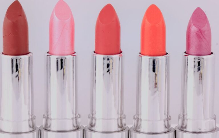 Scopri qual è il tuo lipstick secondo le stelle!