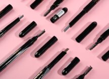 La moda per delle hairbrow super fluffy