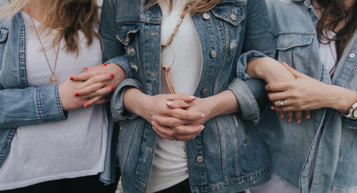 Perché non esiste la solidarietà femminile nel mondo del lavoro?