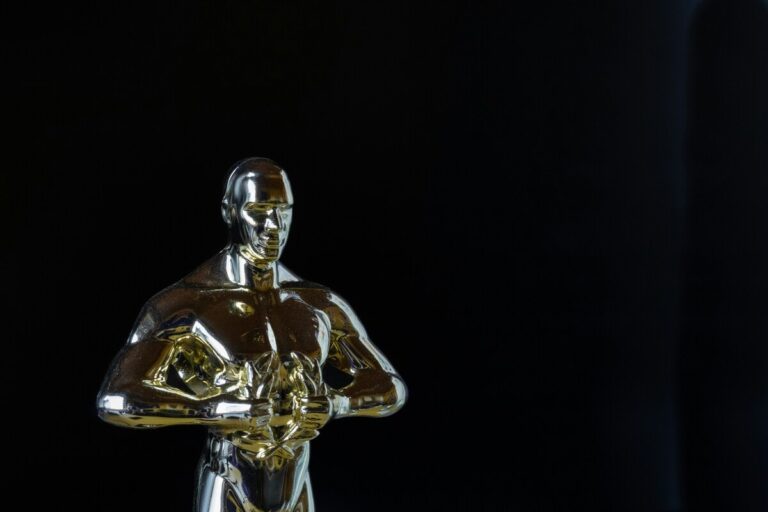 Oscar 2024: tutti i look più belli visti sul red carpet