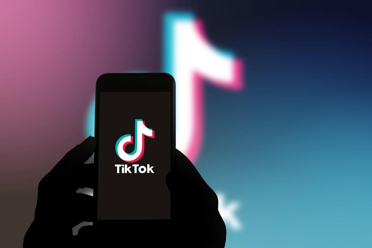 Pace fatta tra TikTok e Universal: la musica torna sul social