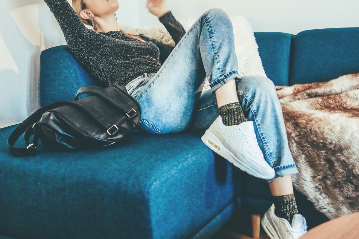 Stile casual chic donna: abbinamenti, tendenze e consigli