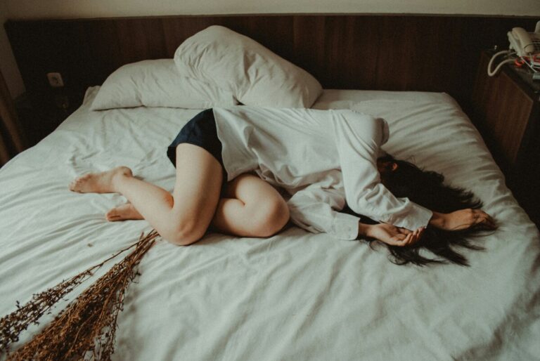Crying Rooms: che cosa sono le camere dove sfogare le emozioni