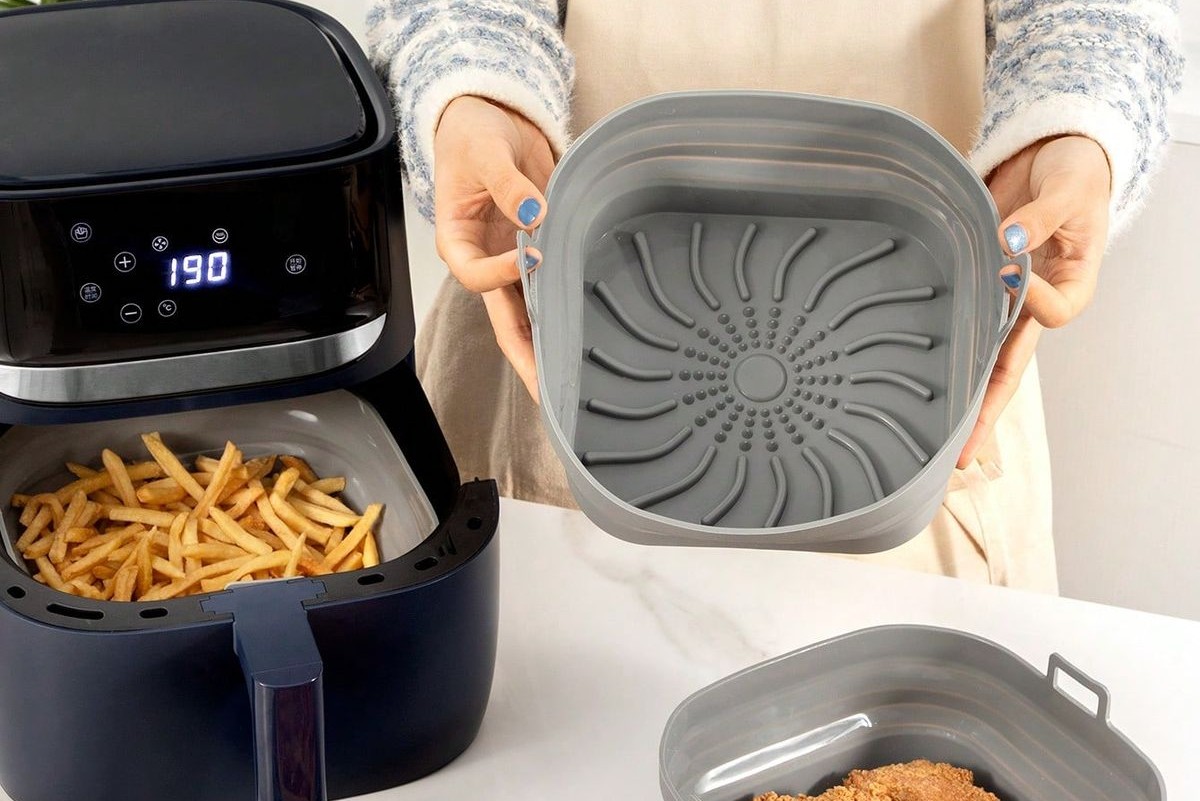accessori per friggitrice ad aria per tenerla pulita